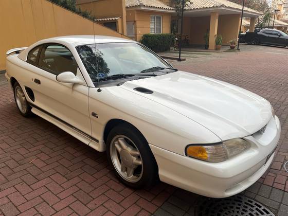FORD MUSTANG 5.0 GT COUPÉ V8 GASOLINA 2P AUTOMÁTICO